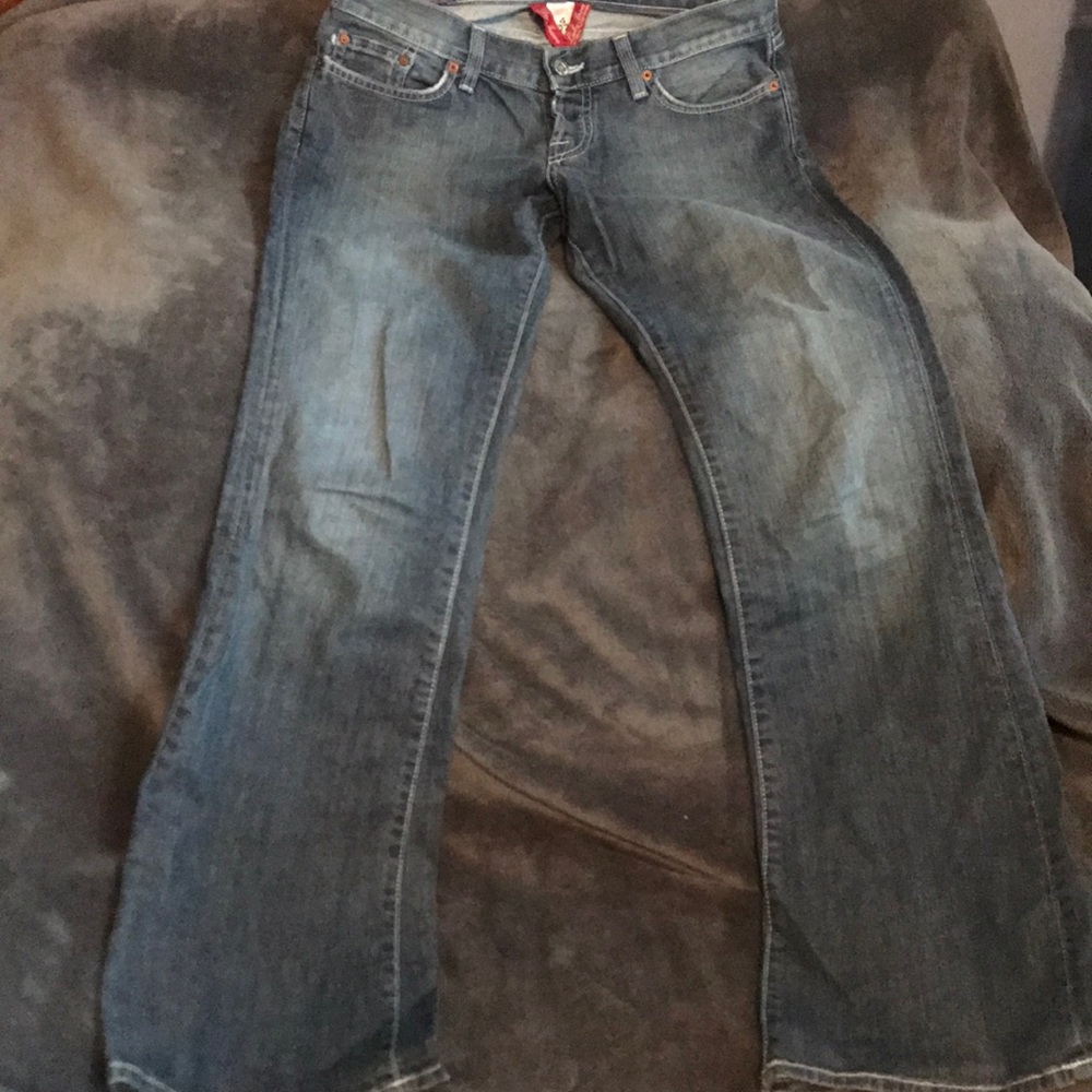 Jeans - Picture 2 of 5